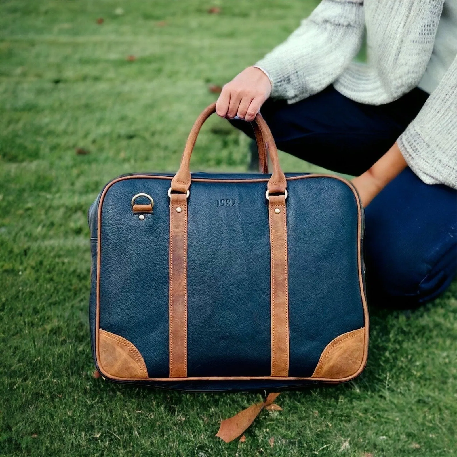 18 Inch Women Leather Laptop bag