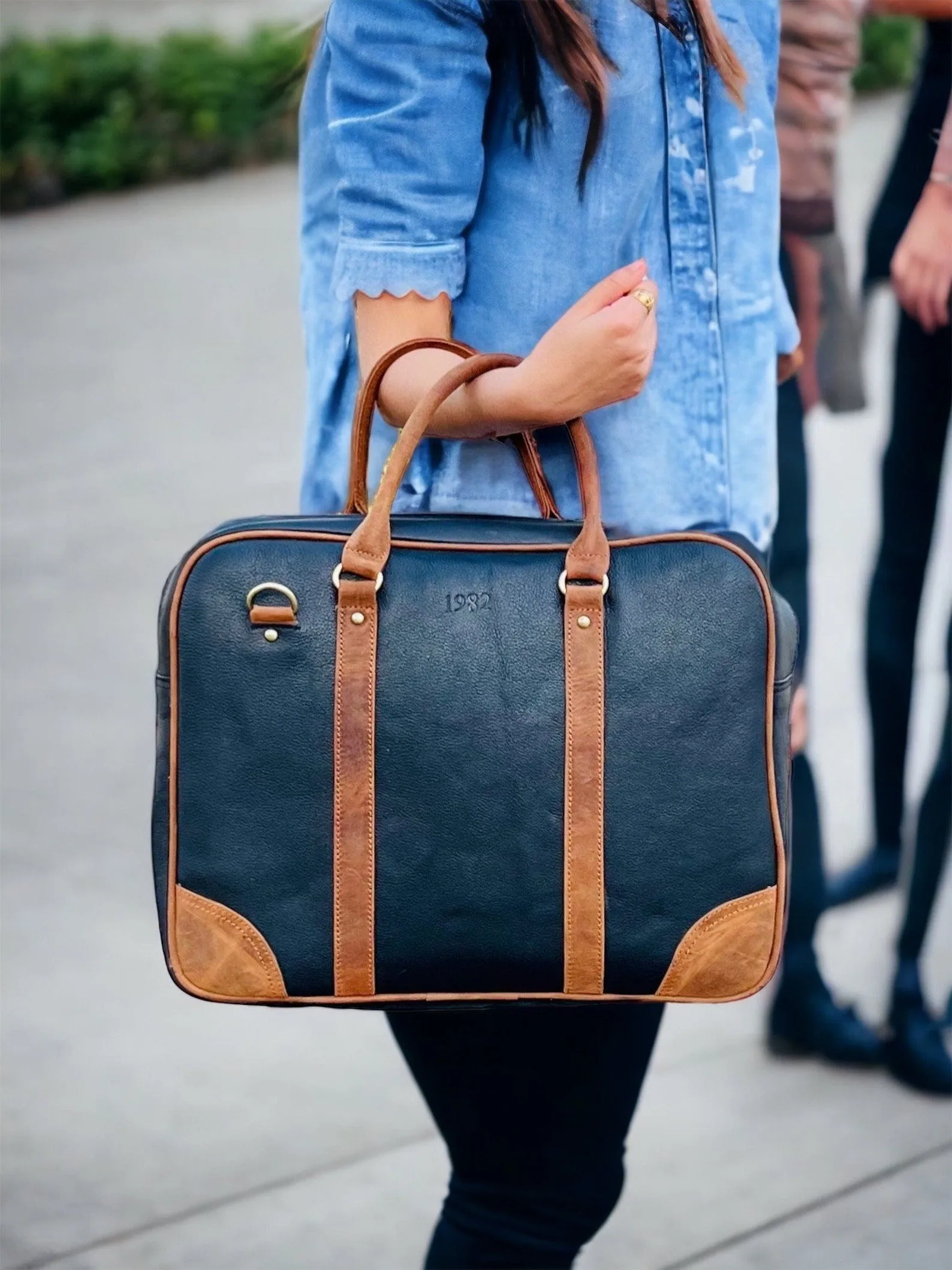 18 Inch Women Leather Laptop bag