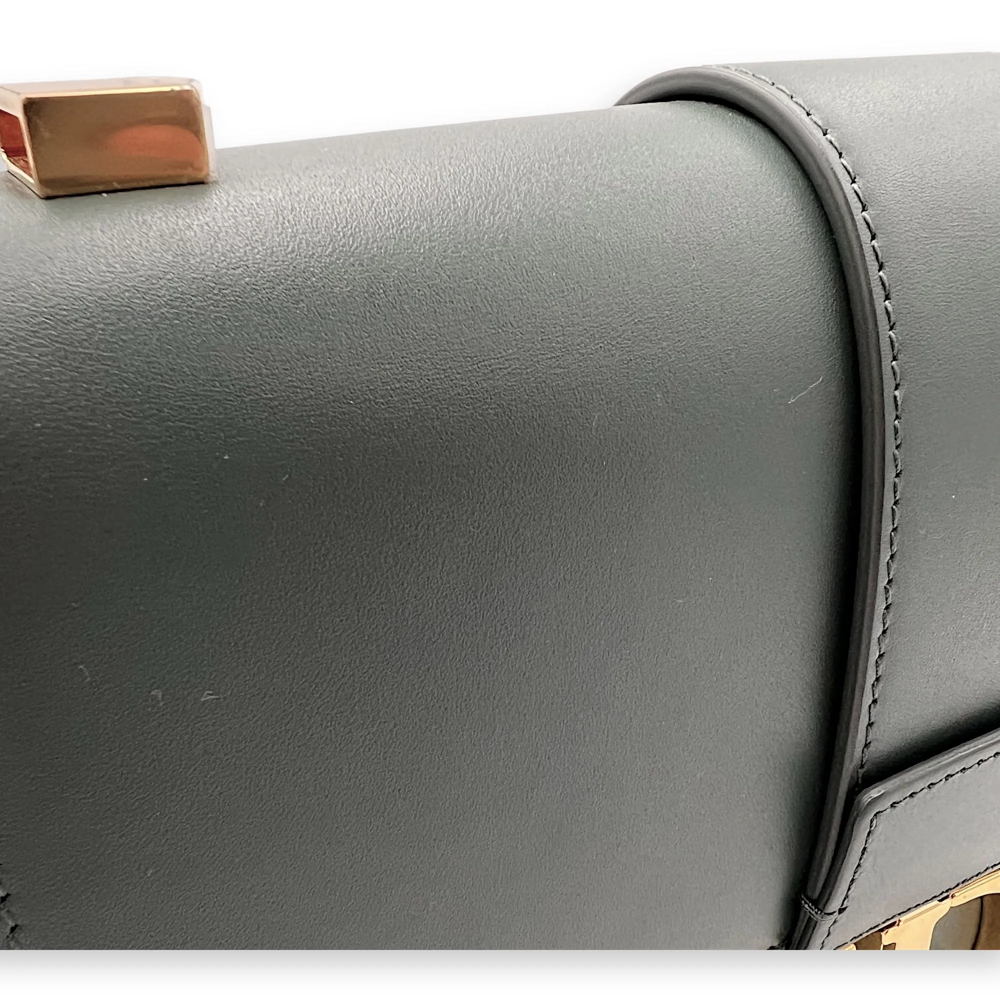 30 Montaigne Crossbody Bag Green in Calfskin, Gold hardware
