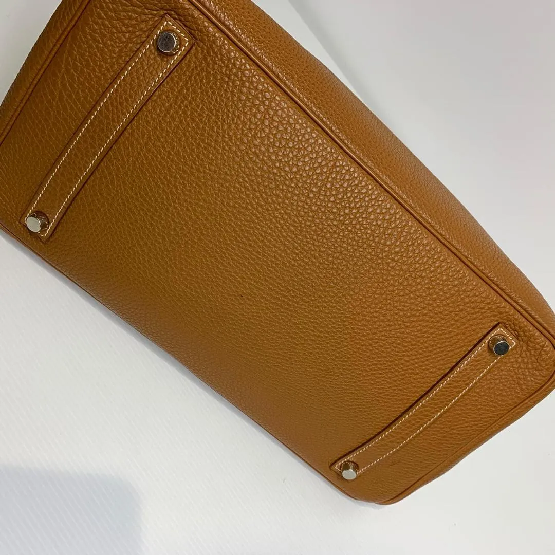 Birkin 35 Gold Togo Leather with PHW