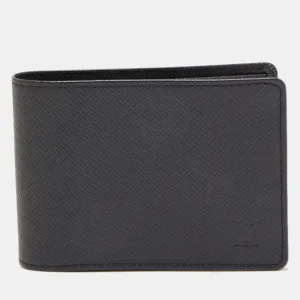 Black Taiga Leather Bifold Wallet