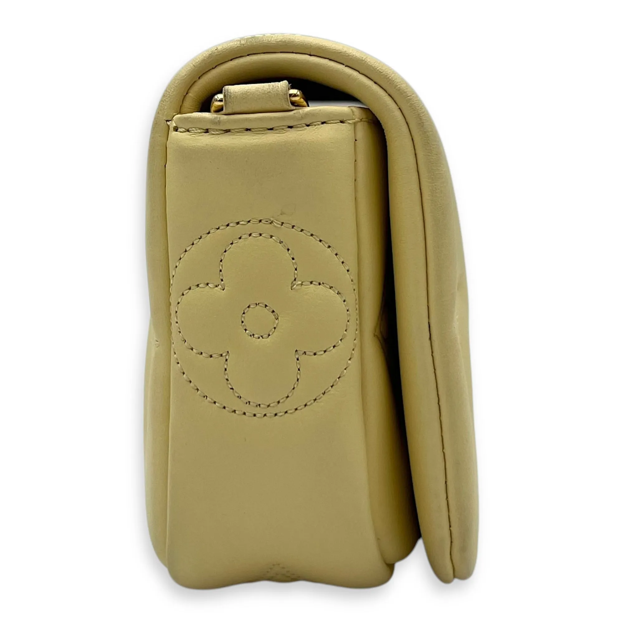 Bubblegram Wallet on Strap Yellow Crossbody Bag in Lambskin, Gold hardware