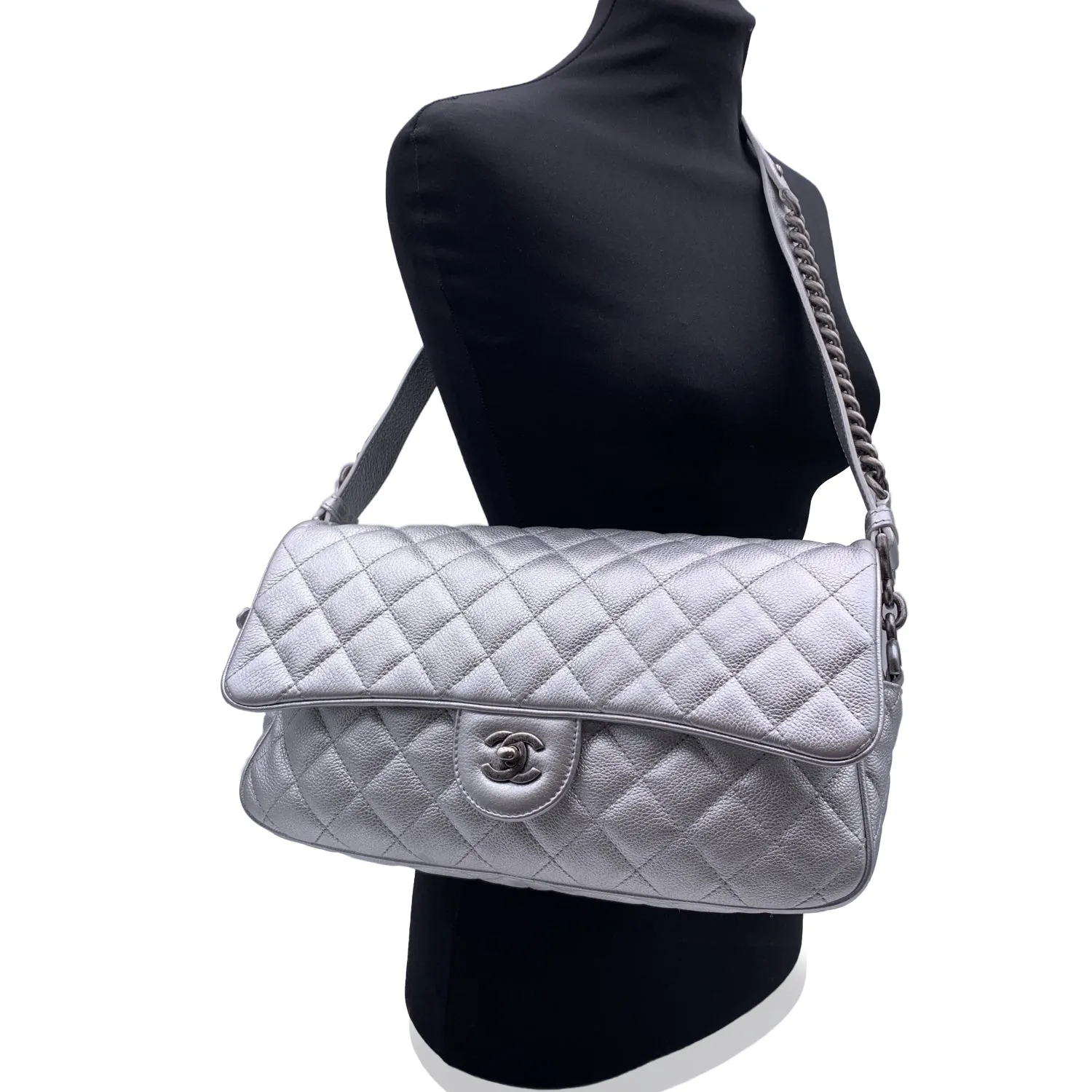 CHANEL Airline 2016 Silver Quilted Leather Easy Flap Shoulder Bag