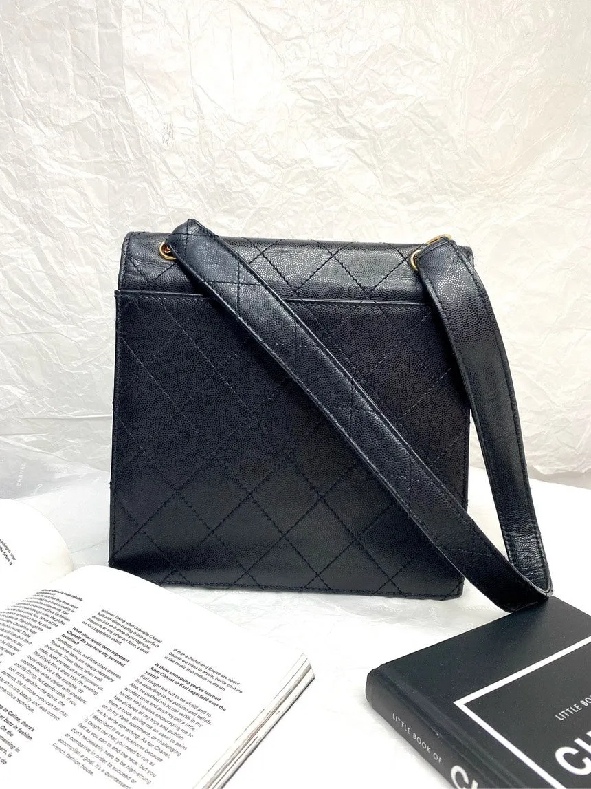 Chanel Black Gold Diamond Pattern Lychee Leather Kelly Shoulder Bag 20" * 21" with Card