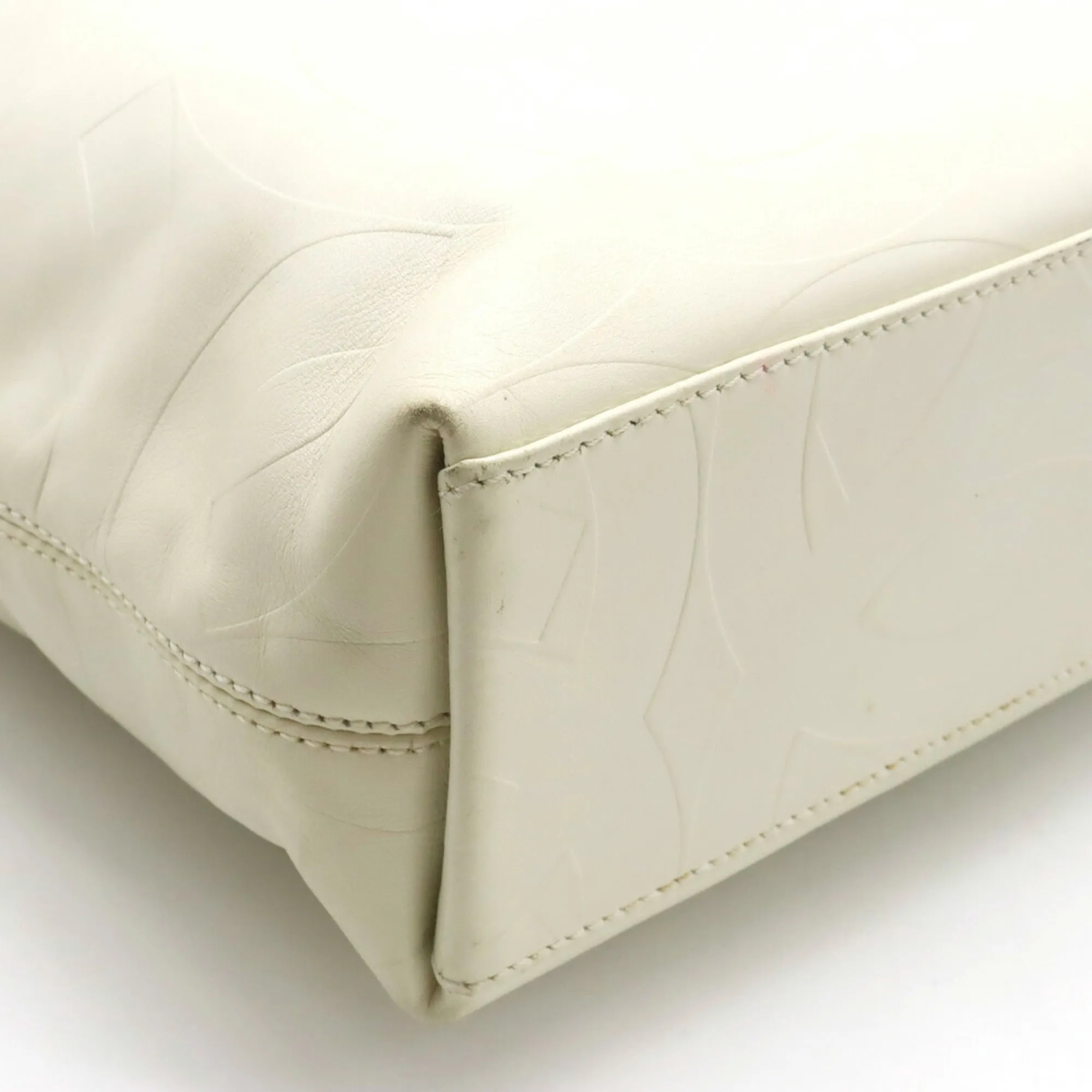 Chanel here mark embossed Tote Bag shoulder leather ivory white