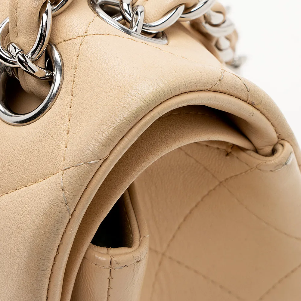Chanel Lambskin Classic Jumbo Double Flap Bag (SHF-18599)