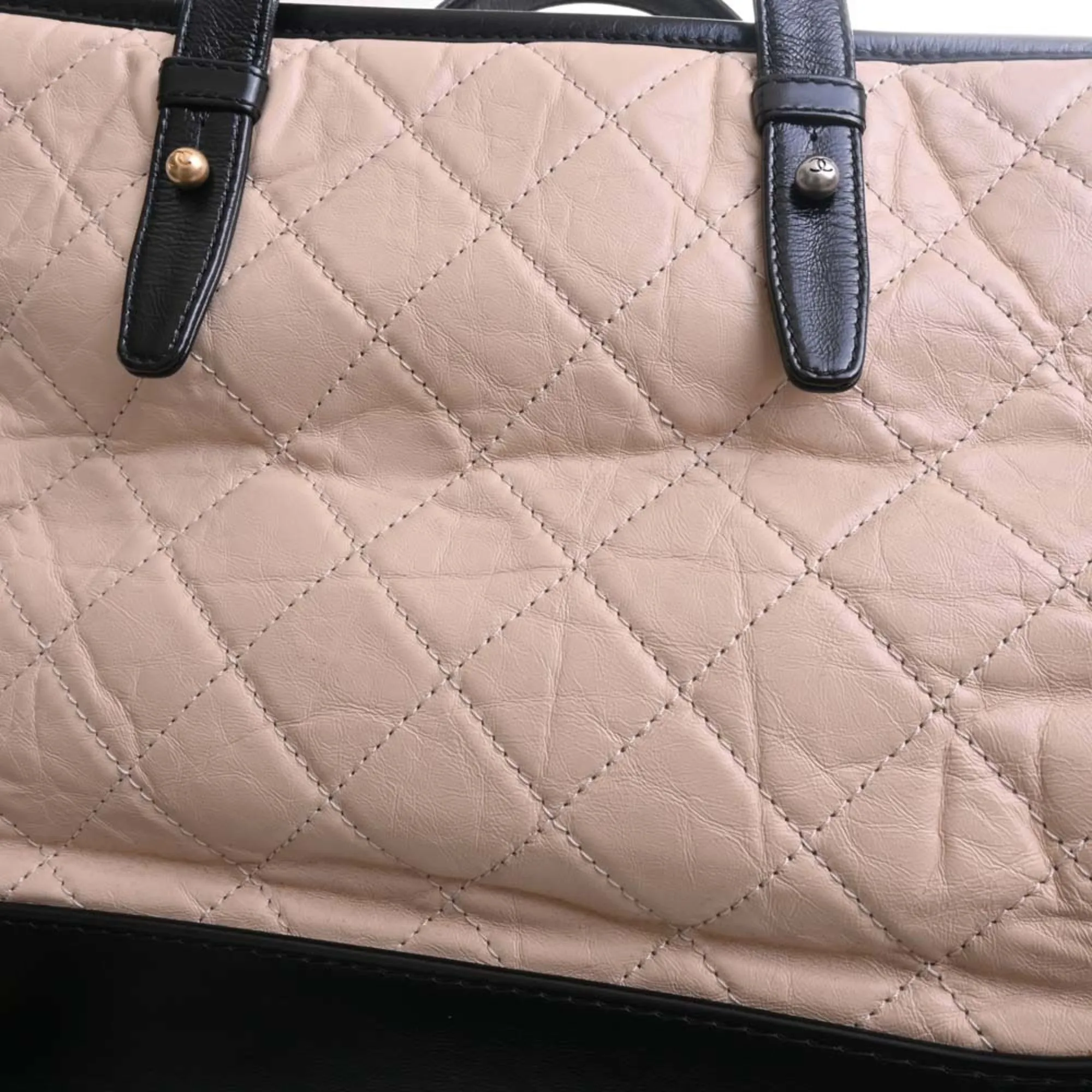 Chanel Leather Gabriel de Cocomark Shoulder Bag Beige/Black Ladies