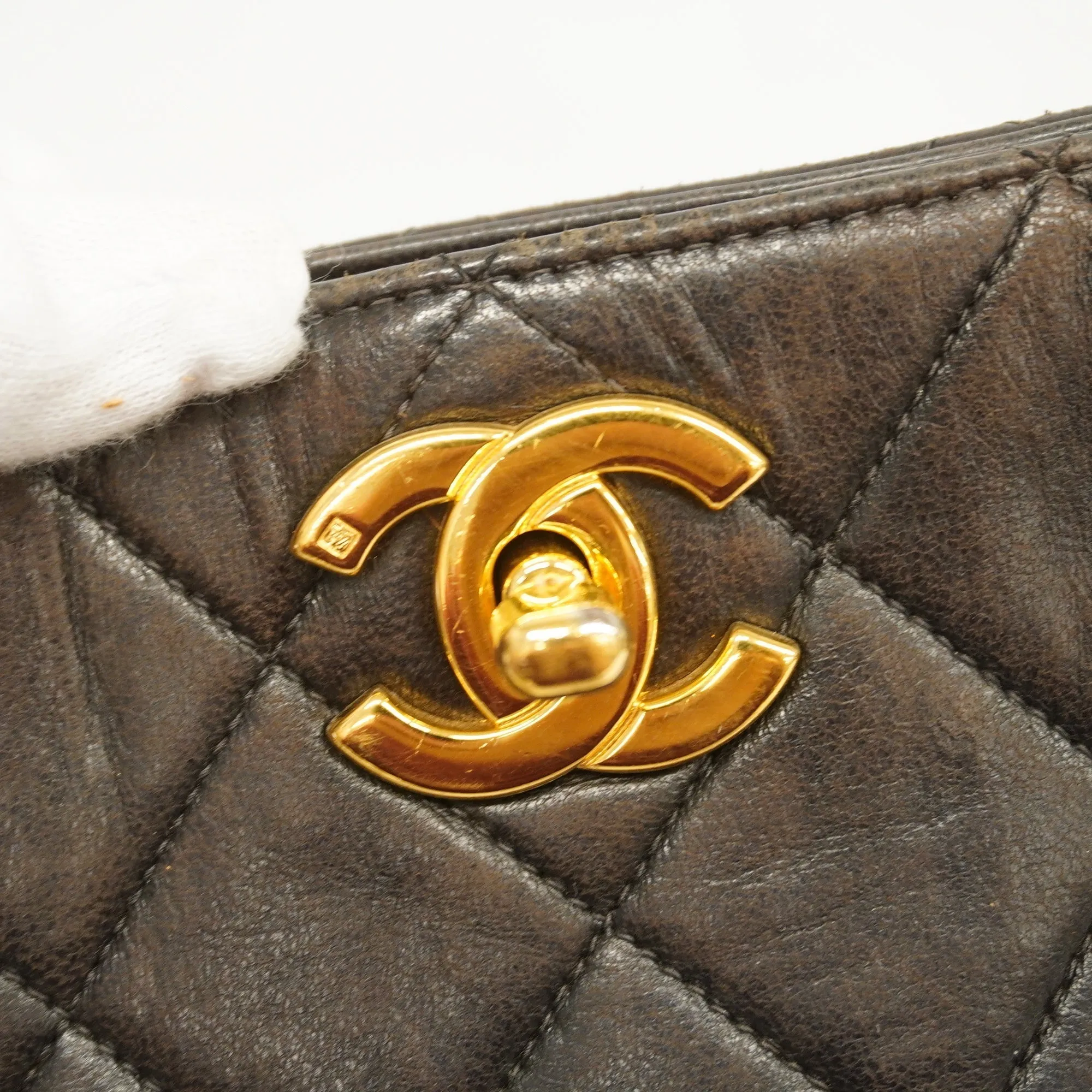 Chanel  Matelasse Chain Lambskin Women's Leather Shoulder Bag Black