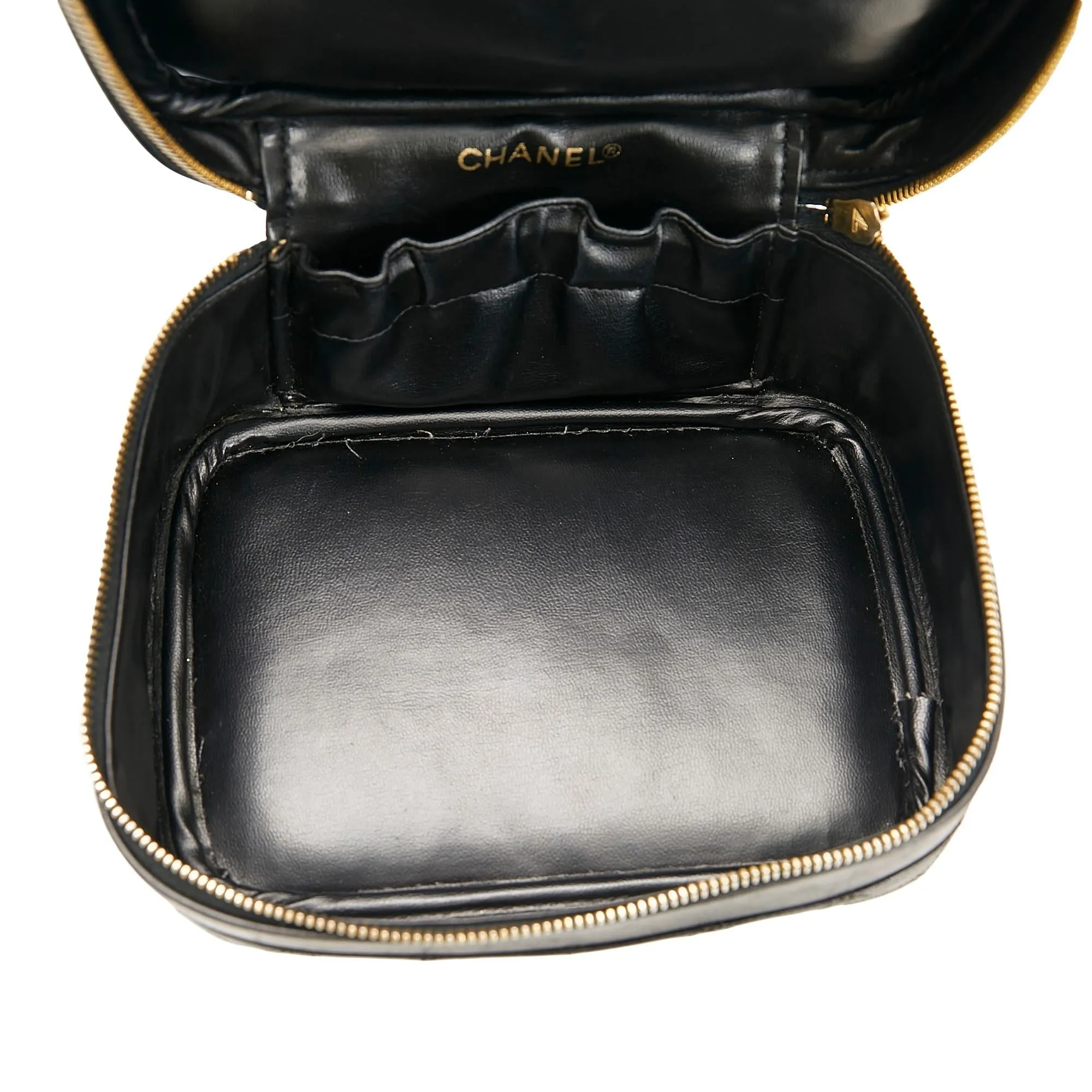 Chanel Matelasse Vanity Bag (SHG-37883)