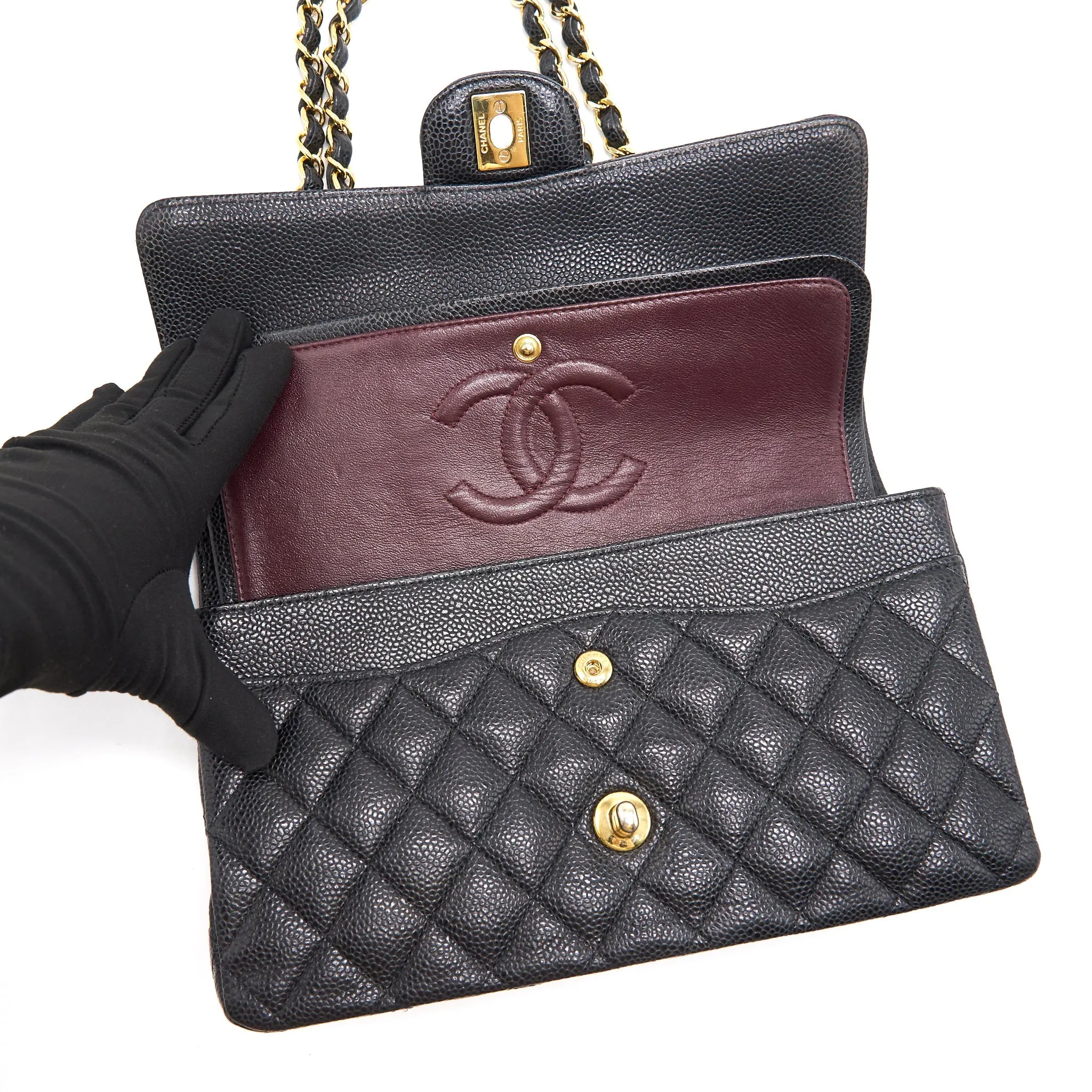 CHANEL MEDIUM CLASSIC DOUBLE FLAP CAVIER Black and gold