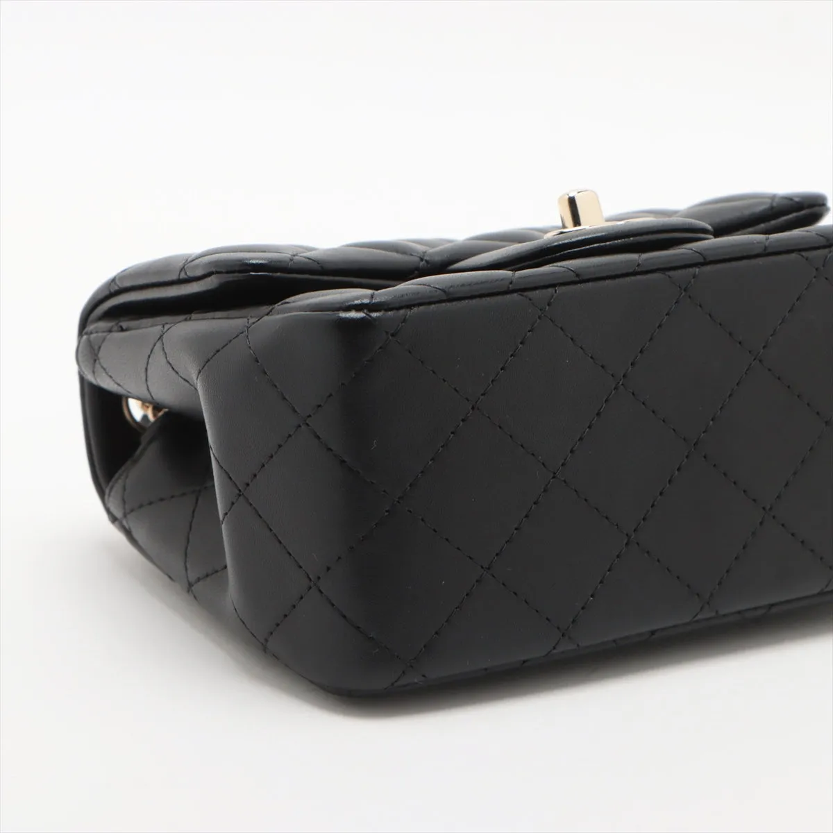 Chanel Minimatrasse 17  Single Chain Single Chain Bag Black Silver  A35200