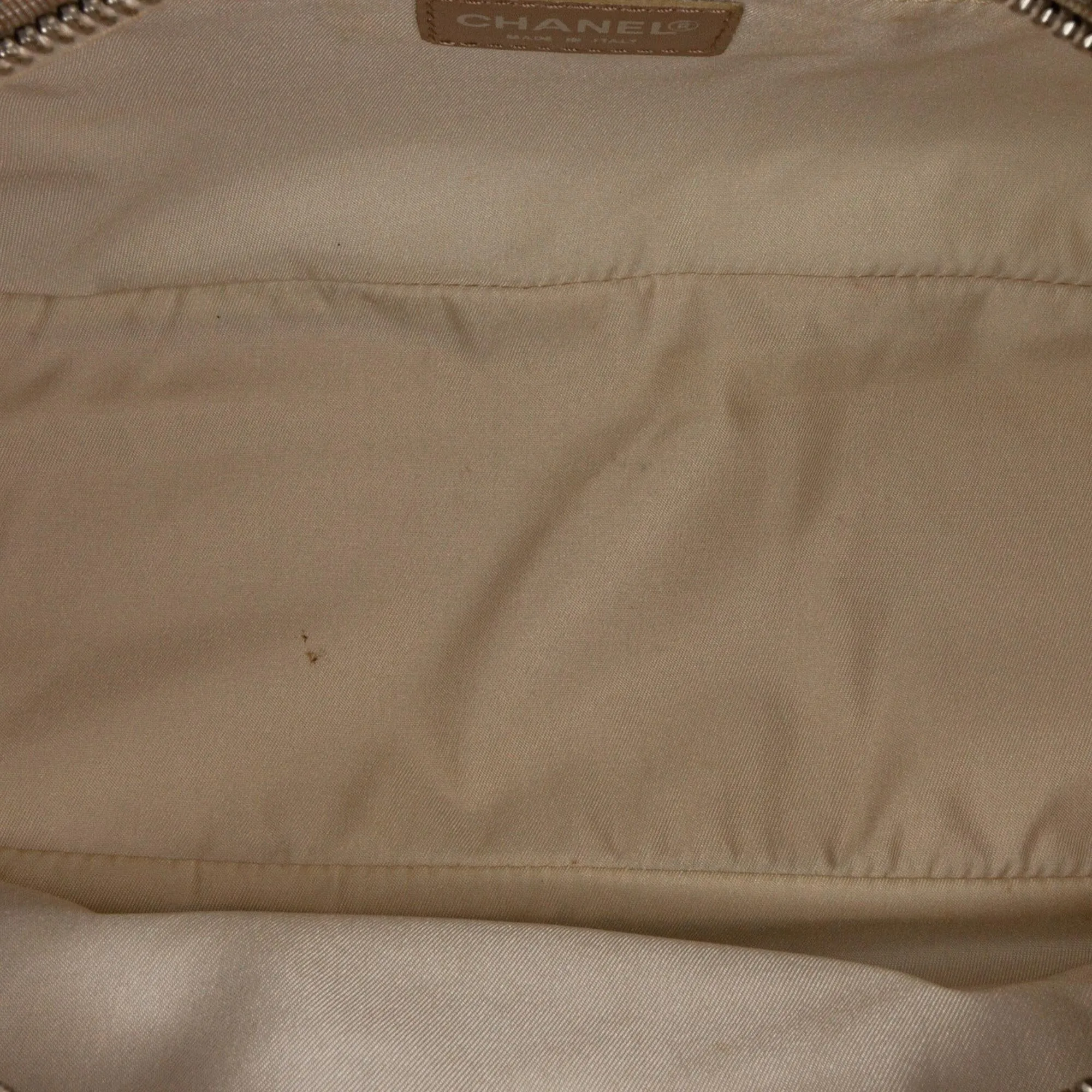 Chanel New Travel Line Nylon Handbag (SHG-34819)