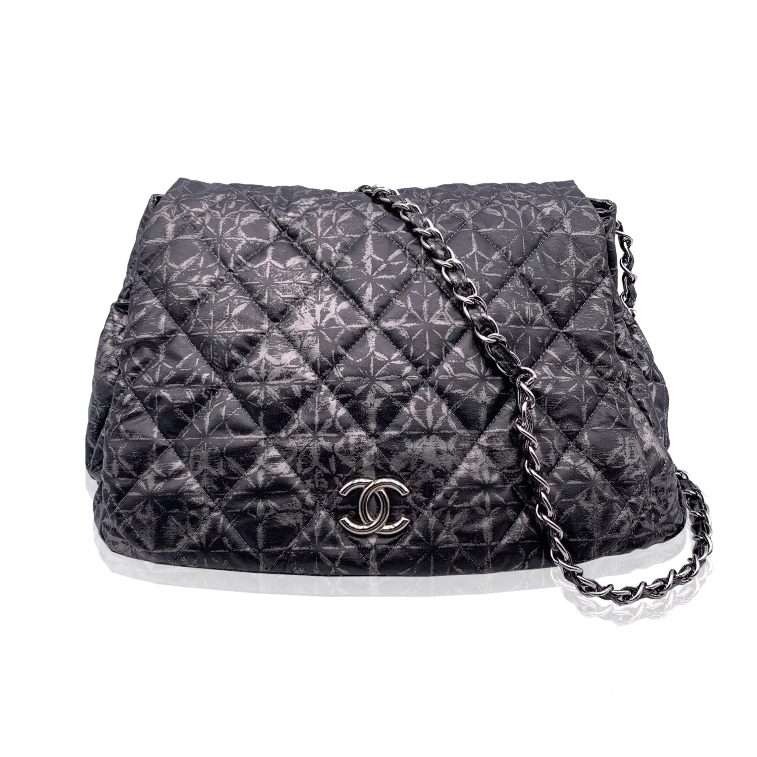 CHANEL Rock In Moscow Grey Abstract Print Nylon Accordion New Bag