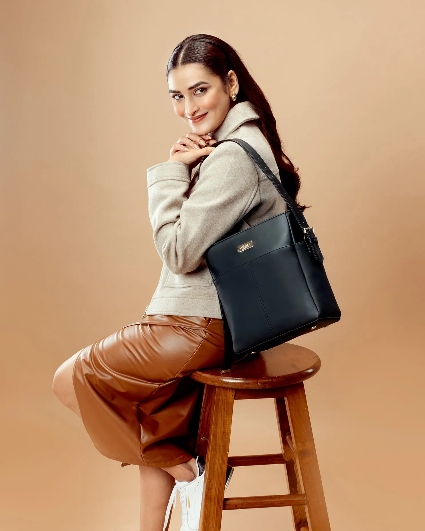 Charcoal Chic Bucket Bag/Shoulder bag