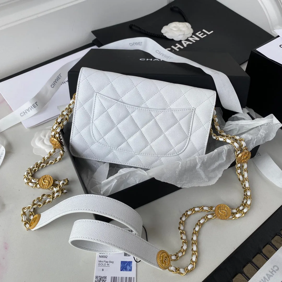 CHLSmall Flap Bag Gold Hardware White For Women, Women&#8217;s Handbags, Shoulder Bags 7.5in/19cm AP2840
