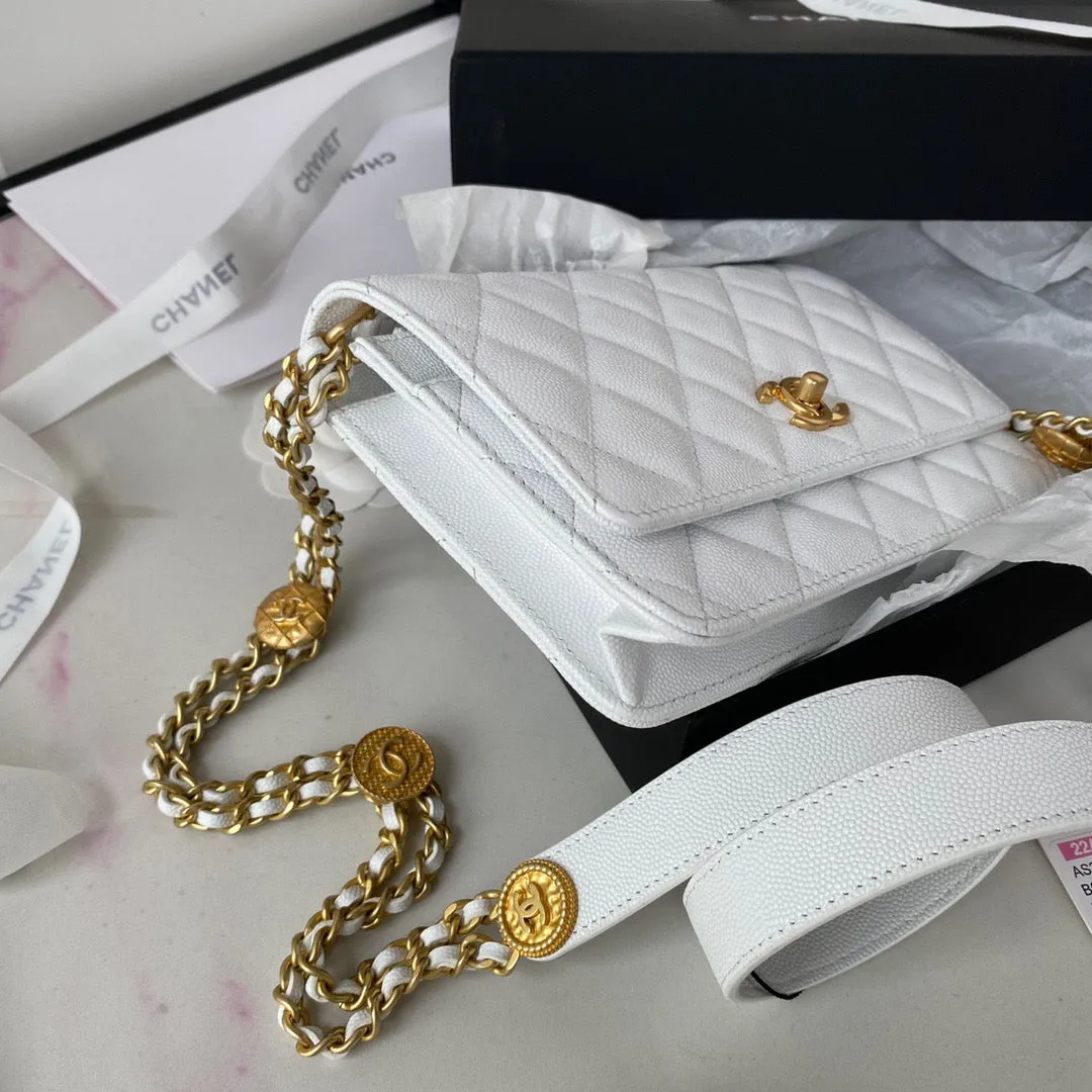 CHLSmall Flap Bag Gold Hardware White For Women, Women&#8217;s Handbags, Shoulder Bags 7.5in/19cm AP2840