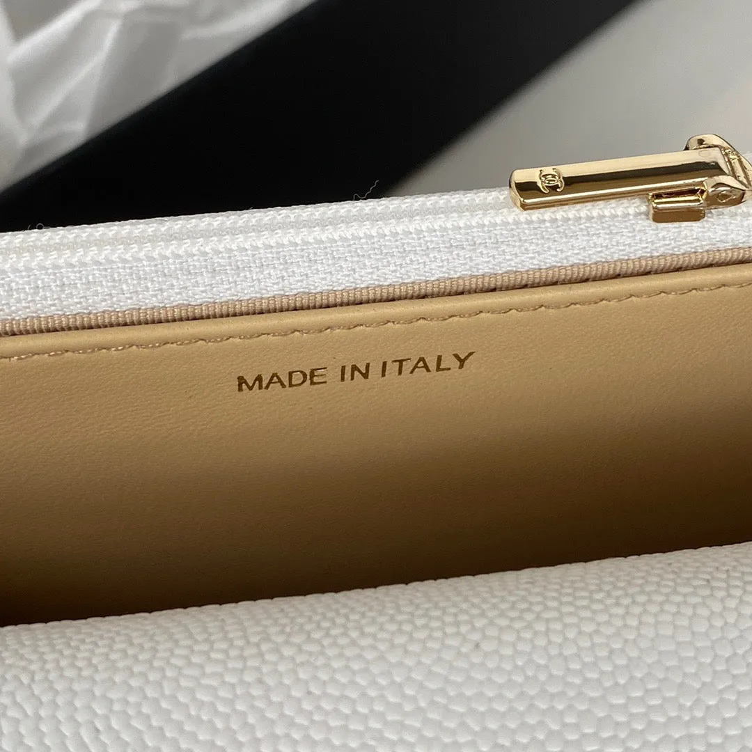 CHLSmall Flap Bag Gold Hardware White For Women, Women&#8217;s Handbags, Shoulder Bags 7.5in/19cm AP2840