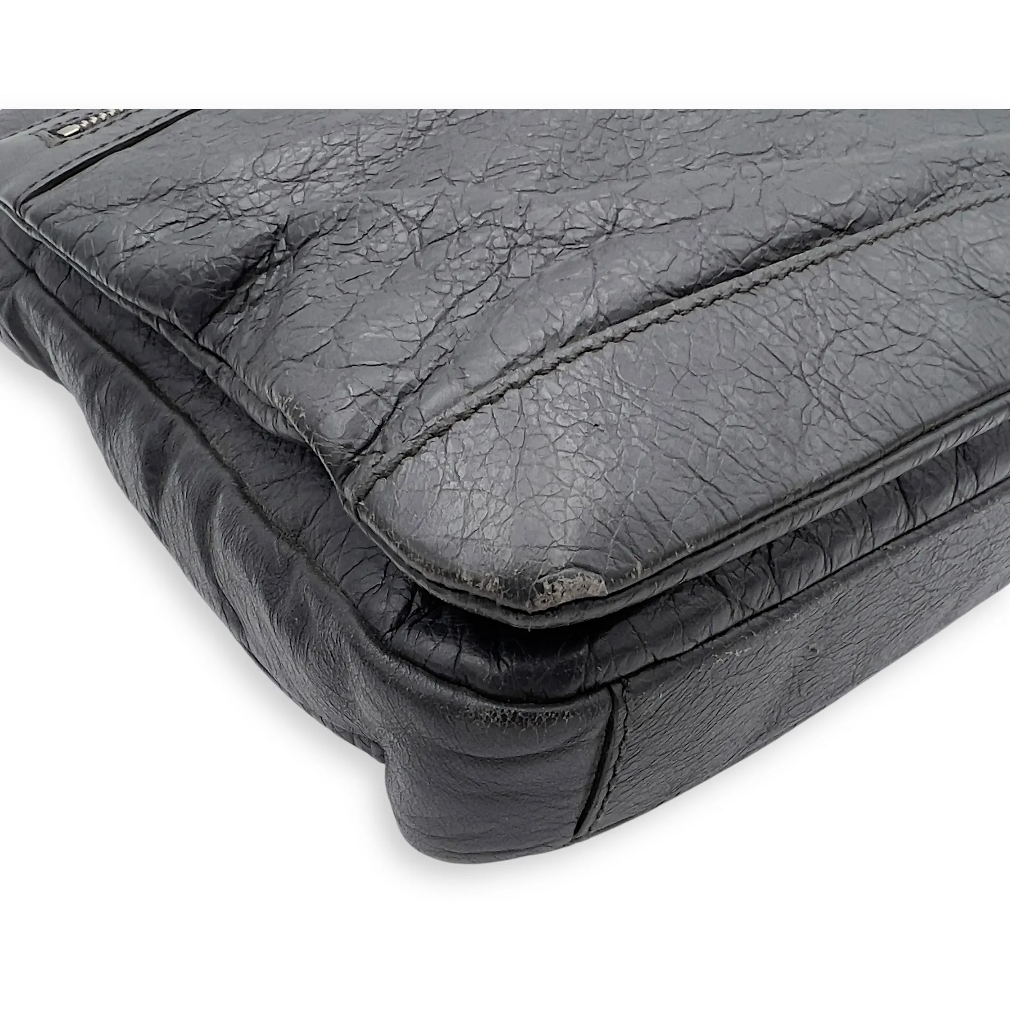 City Grey Messenger bag in Distressed Leather, Silver hardware