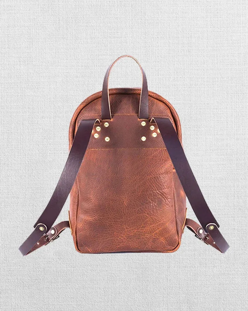 CLASSIC ZIPPERED LEATHER BACKPACK