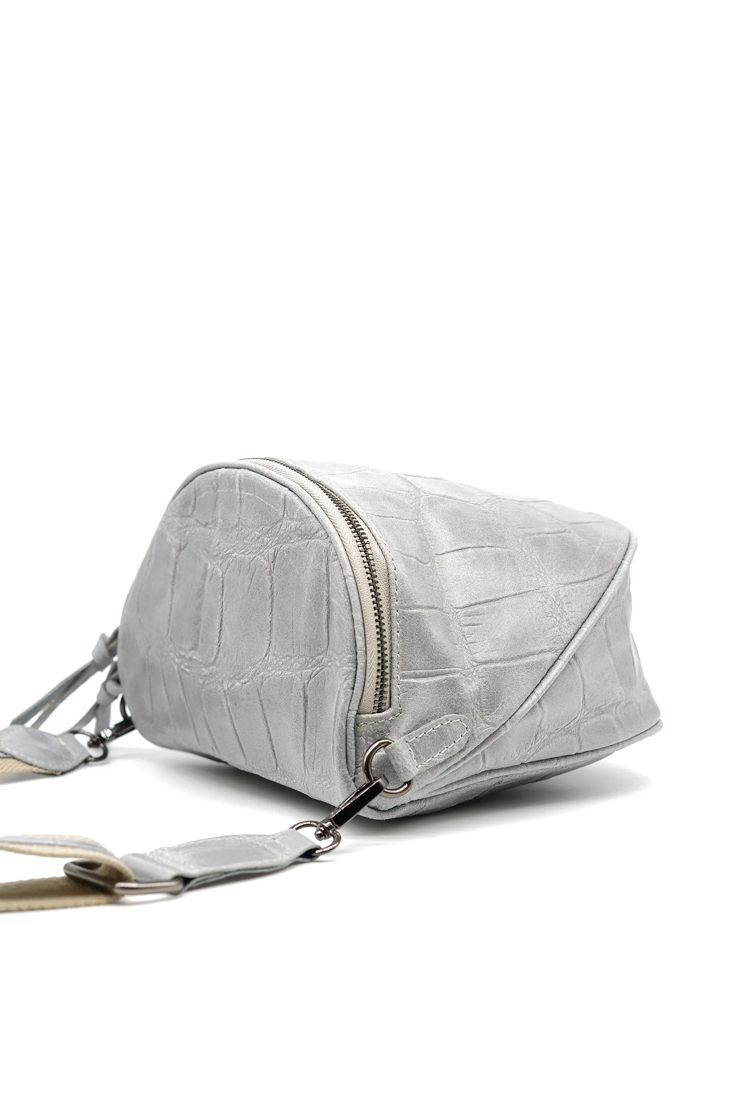 Crossbody-Bag KENNY aus genarbtem Leder mit Kroko-Prägung
