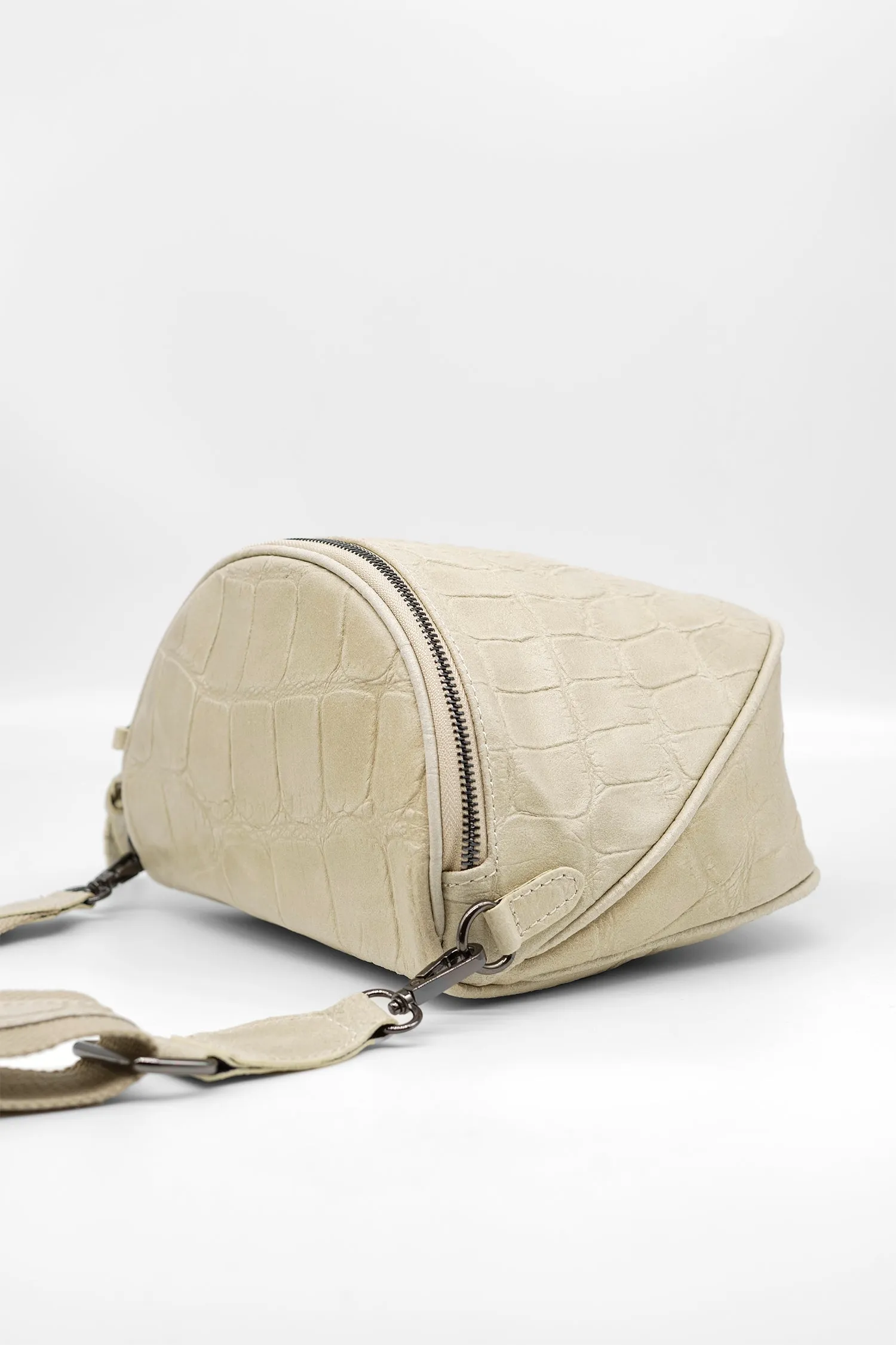 Crossbody-Bag KENNY aus genarbtem Leder mit Kroko-Prägung