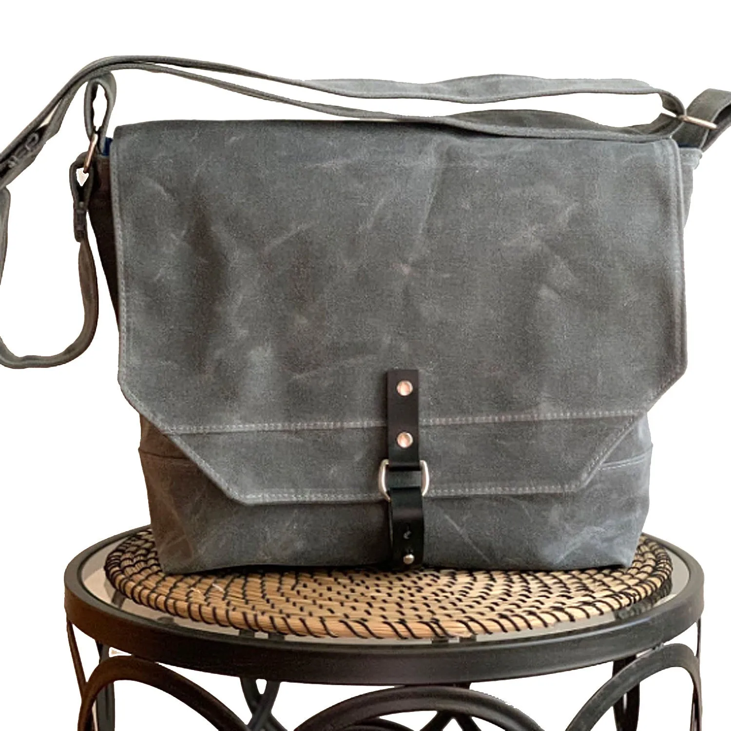 Englewood Waxed Canvas Mens Field Bag