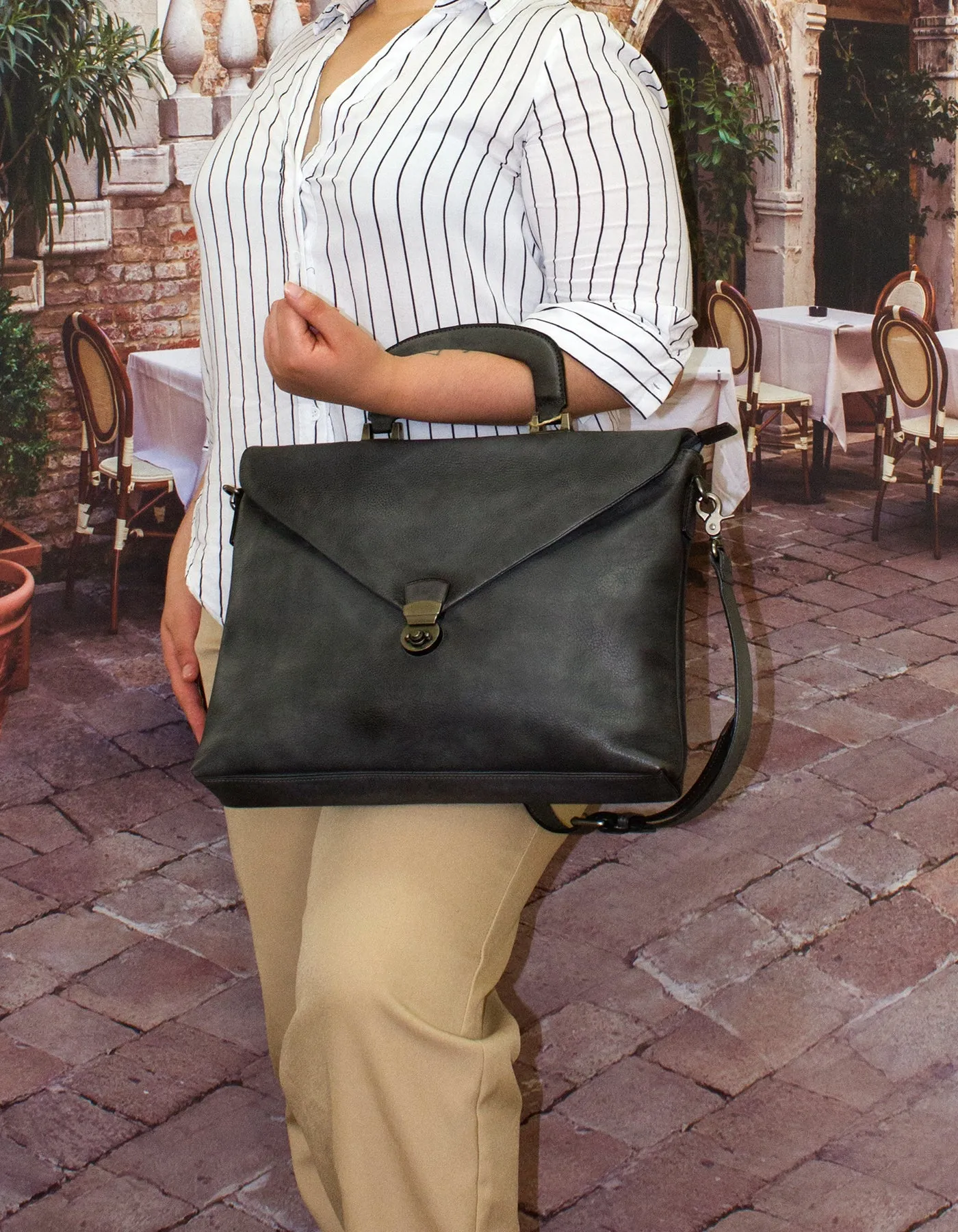 Fino 1718B-256 Full Grain Aniline Nappa Genuine Leather Messenger Bag