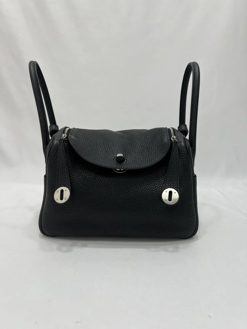 FULL SET HERMES Lindy 26 Taurillon Clemence Noir With Palladium Hardware