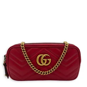 GG Marmont Crossbody Bag Red in Calfskin, Gold hardware