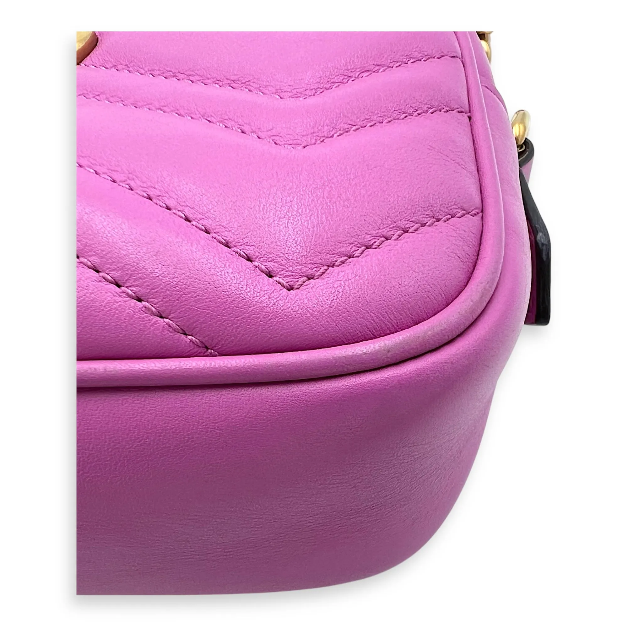 GG Marmont Crossbody Bag Small Pink in Calfskin, Gold hardware