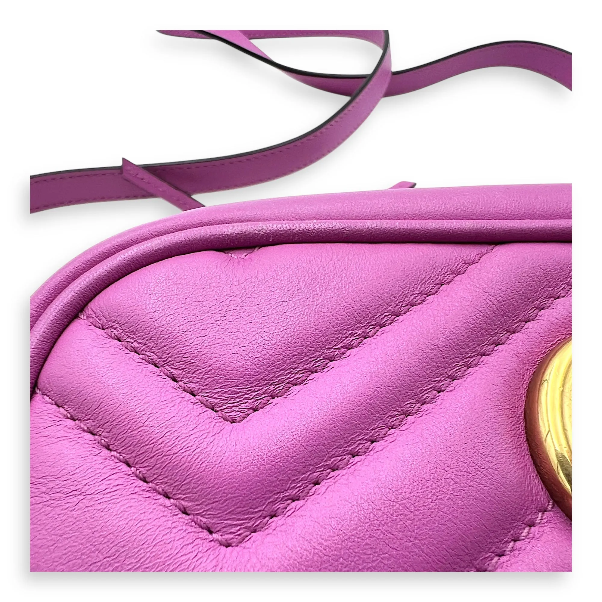 GG Marmont Crossbody Bag Small Pink in Calfskin, Gold hardware
