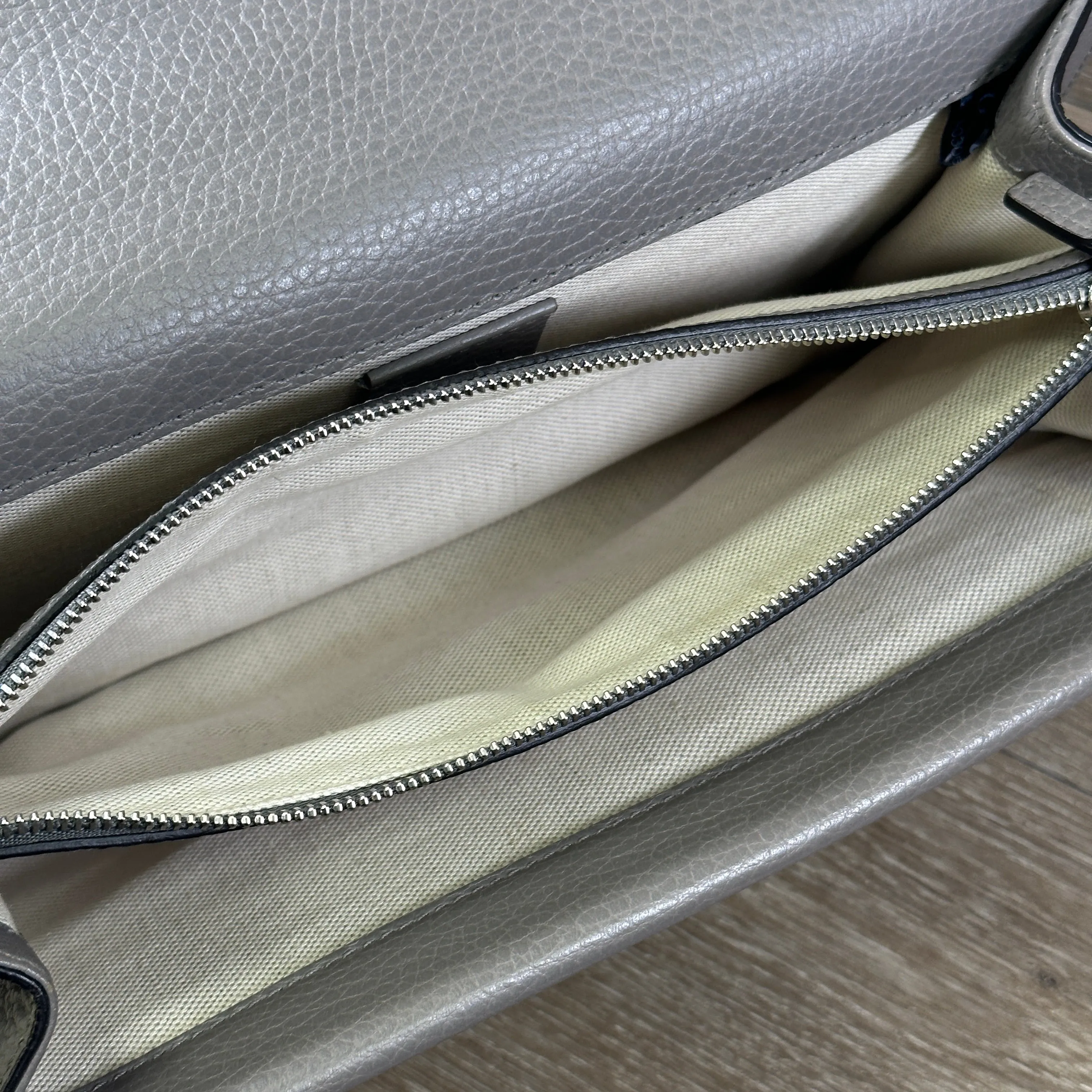 Gucci Dionysus Handbag - Grey