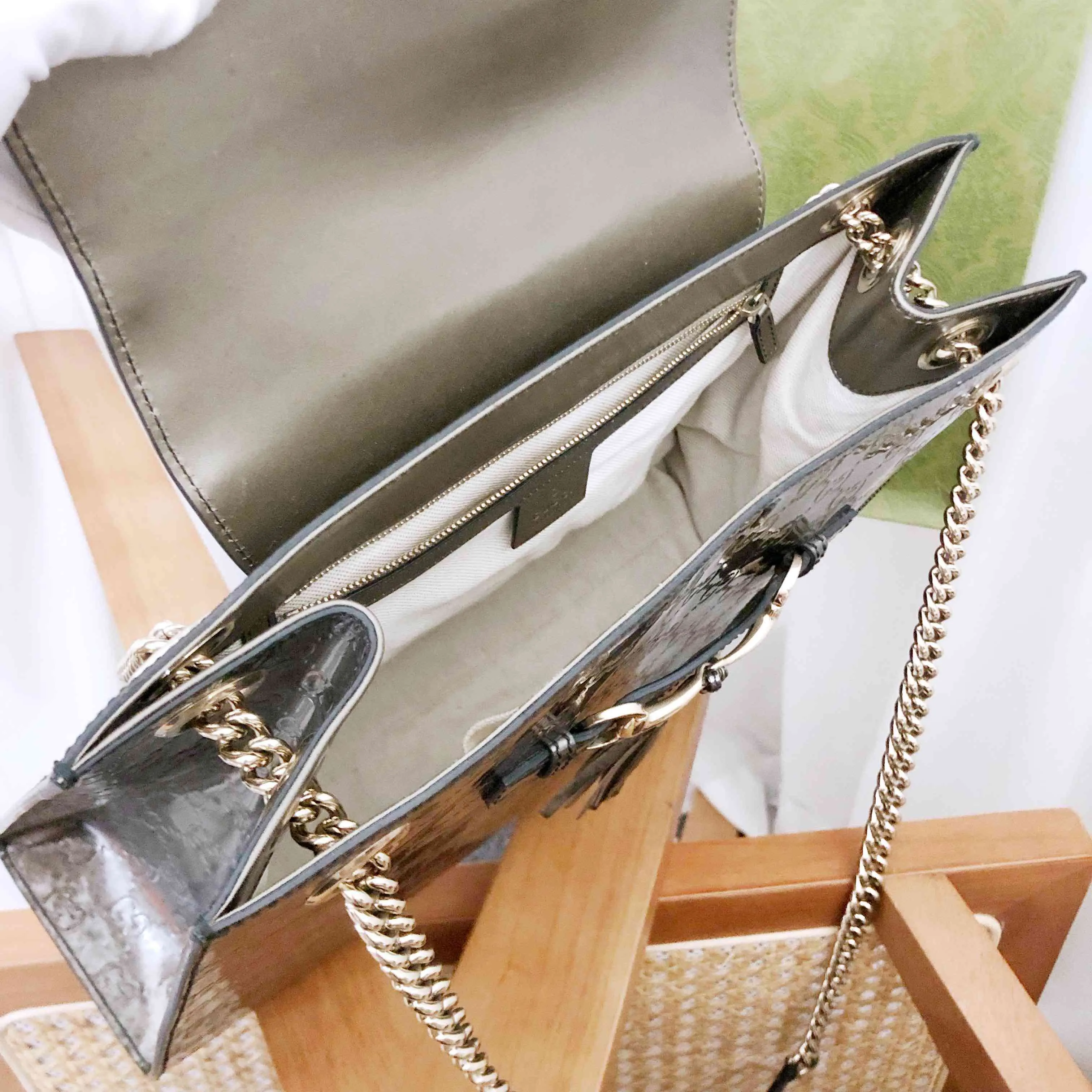 Gucci Emily Shoulder Bag in Metallic Grey - Preloved Luxury Designer Bag