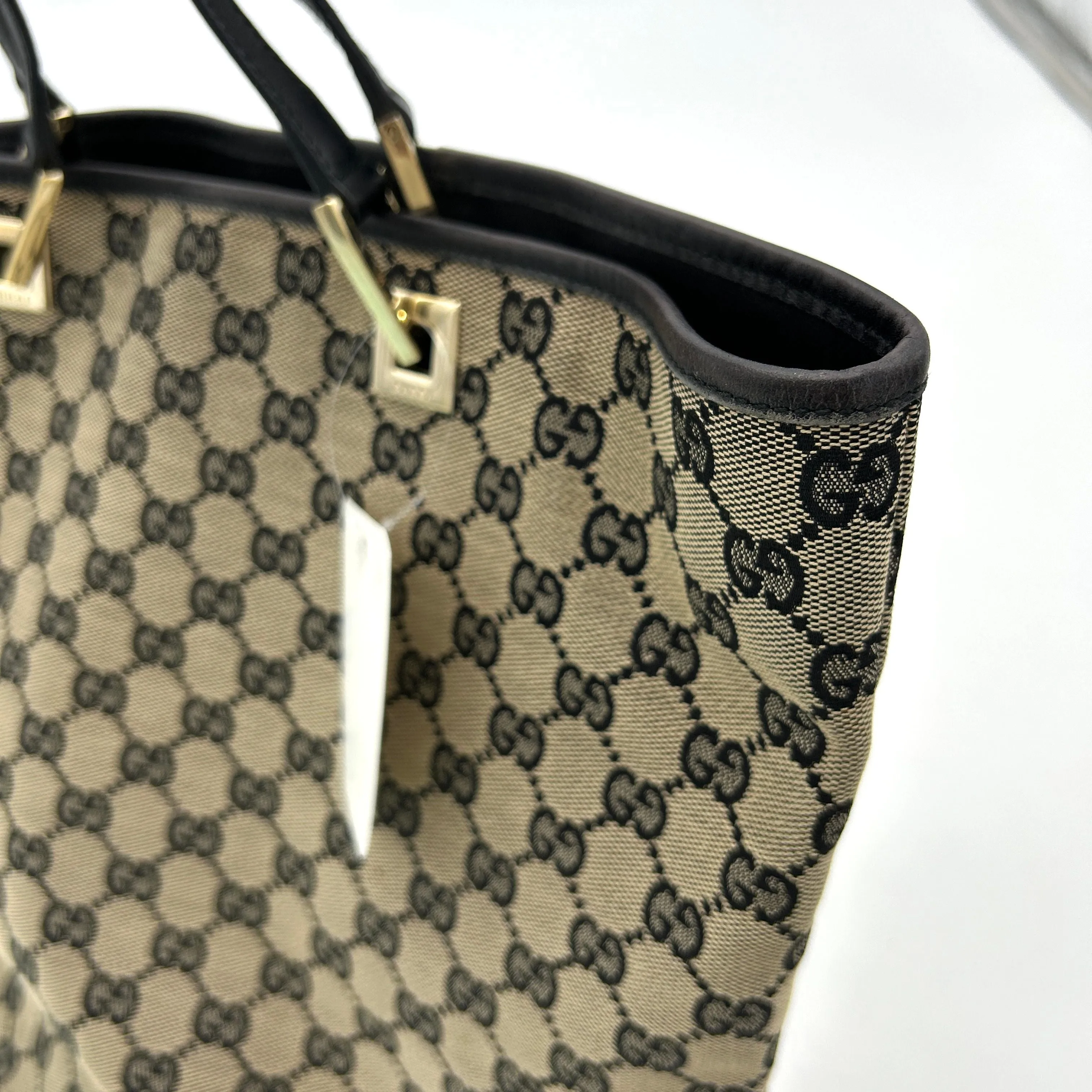 Gucci GG Canva Tote - Grey Totes, Handbags gu6610ba