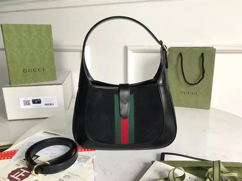 Gucci   Luxury Bags  1046