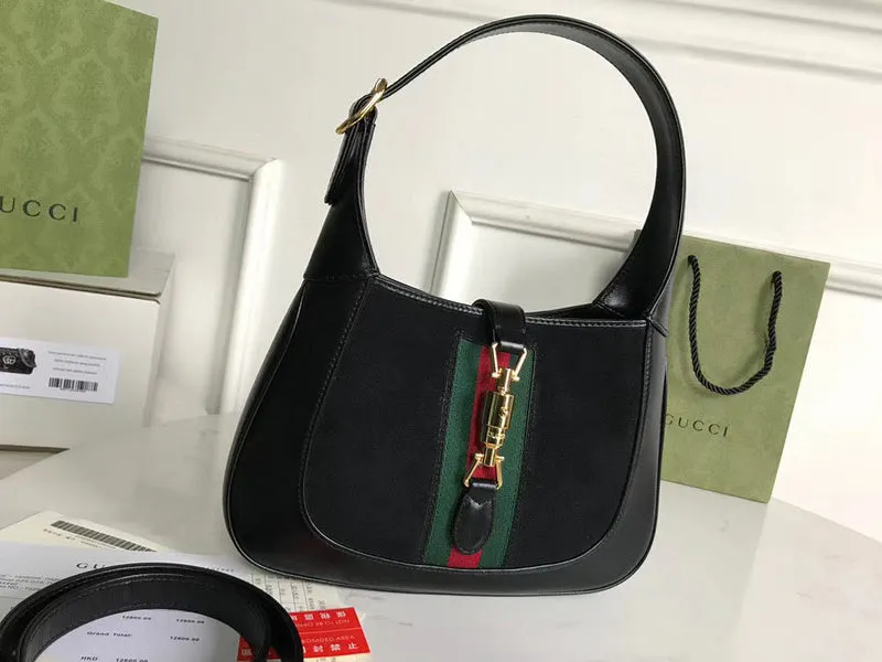 Gucci   Luxury Bags  1046