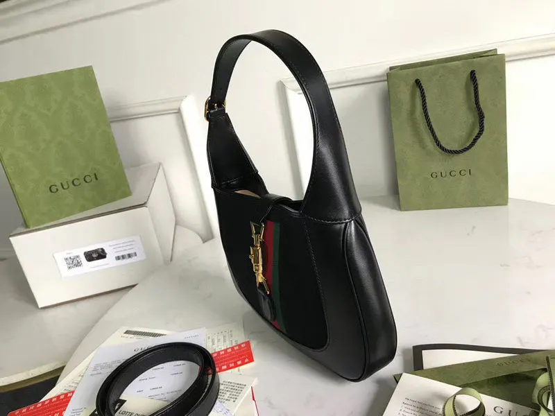 Gucci   Luxury Bags  1046