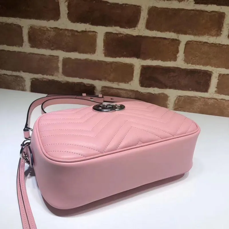 Gucci   Luxury Bags  1184