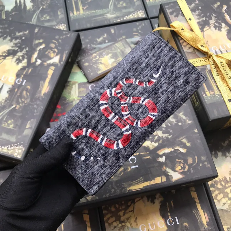 Gucci   Luxury Bags  901
