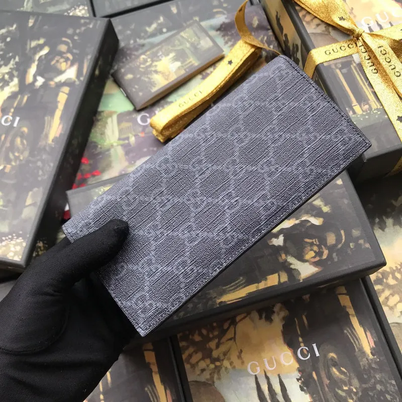Gucci   Luxury Bags  901
