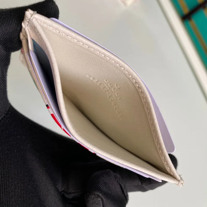 Gucci   Luxury Bags  938