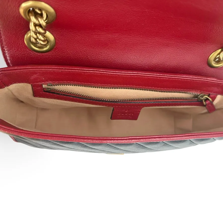 GUCCI: Quilted Leather GG Marmont Torchon Small Shoulder Bag