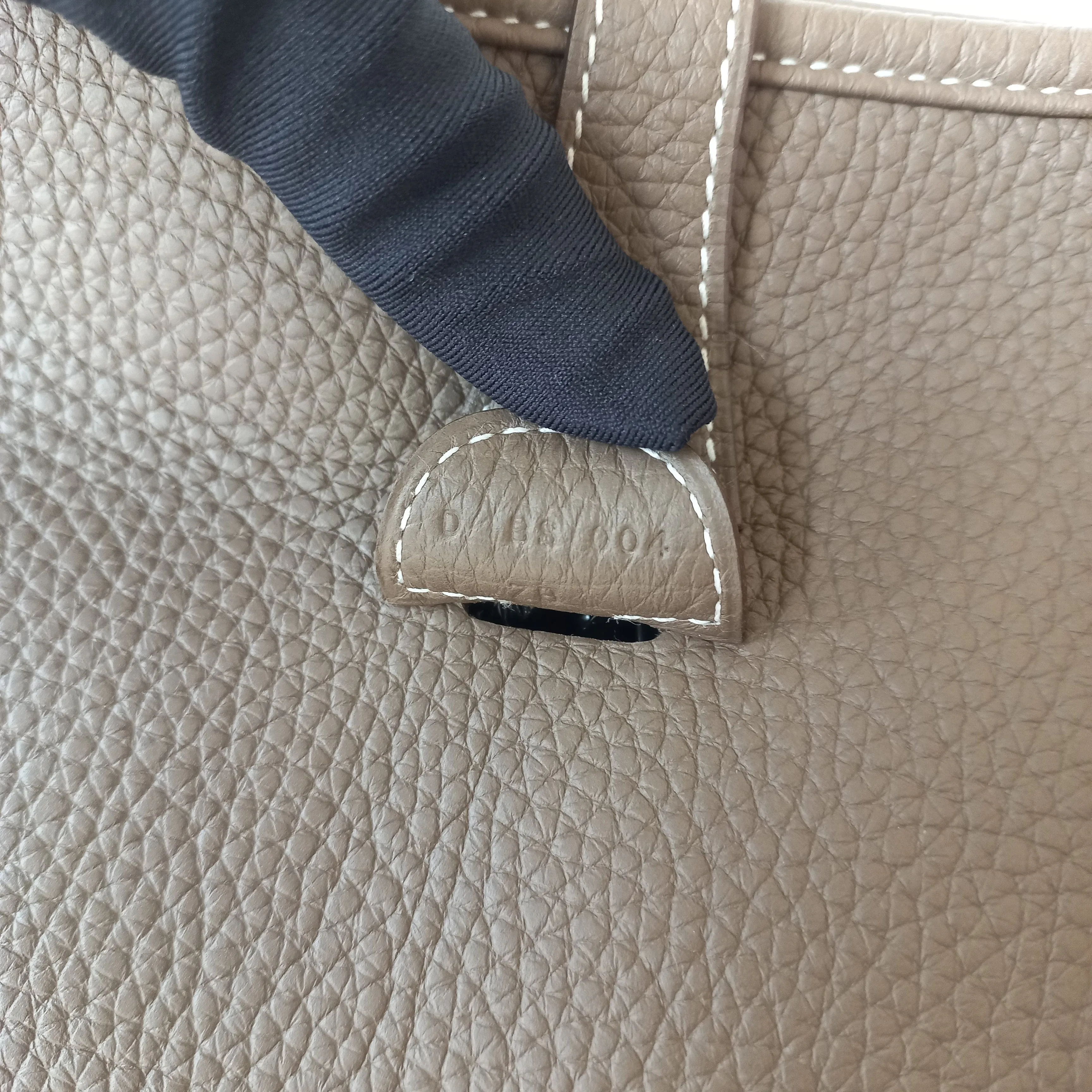 Hermes Clemence Evelyne PM III Messenger Bag MLX22002