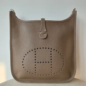Hermes Clemence Evelyne PM III Messenger Bag MLX22002