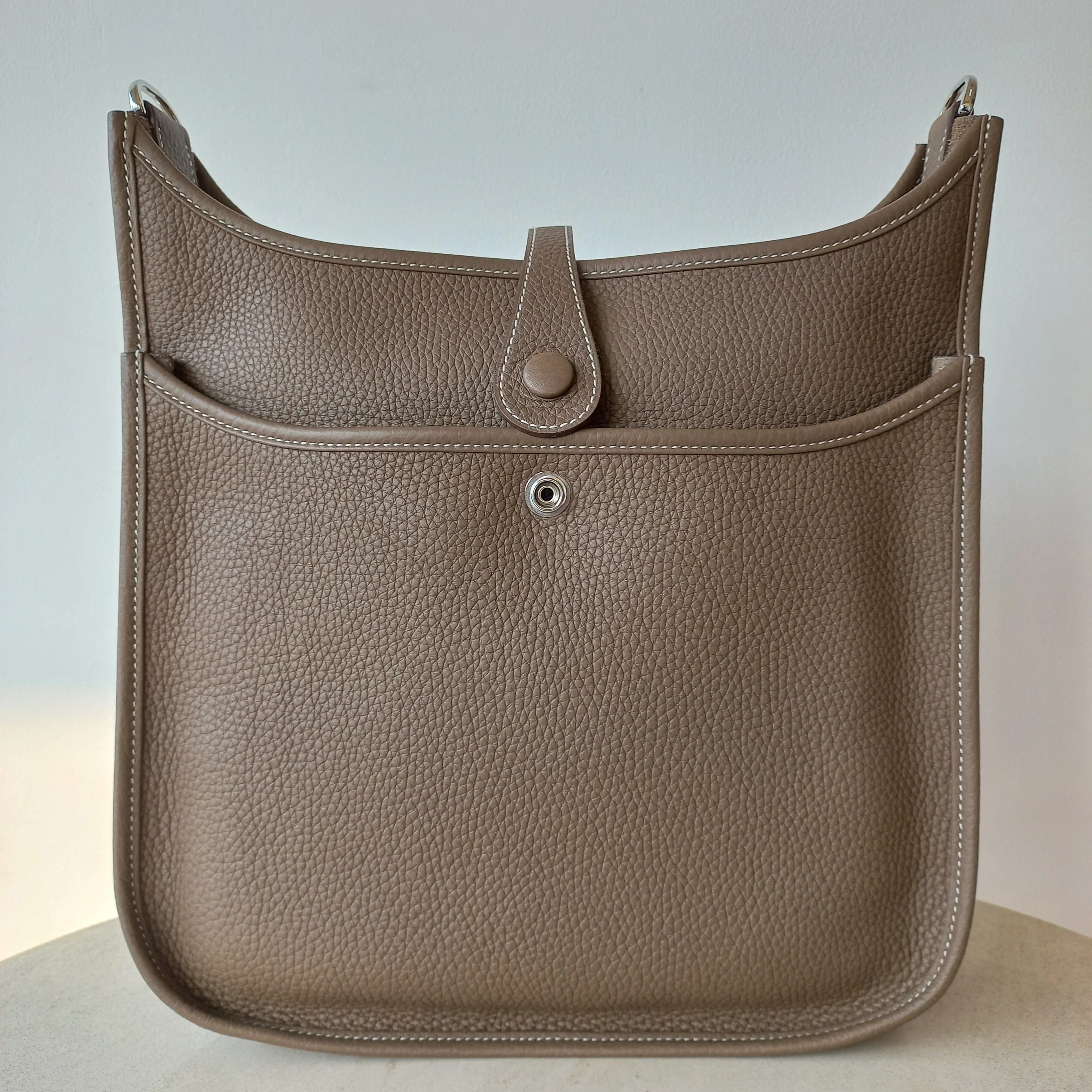 Hermes Clemence Evelyne PM III Messenger Bag MLX22002