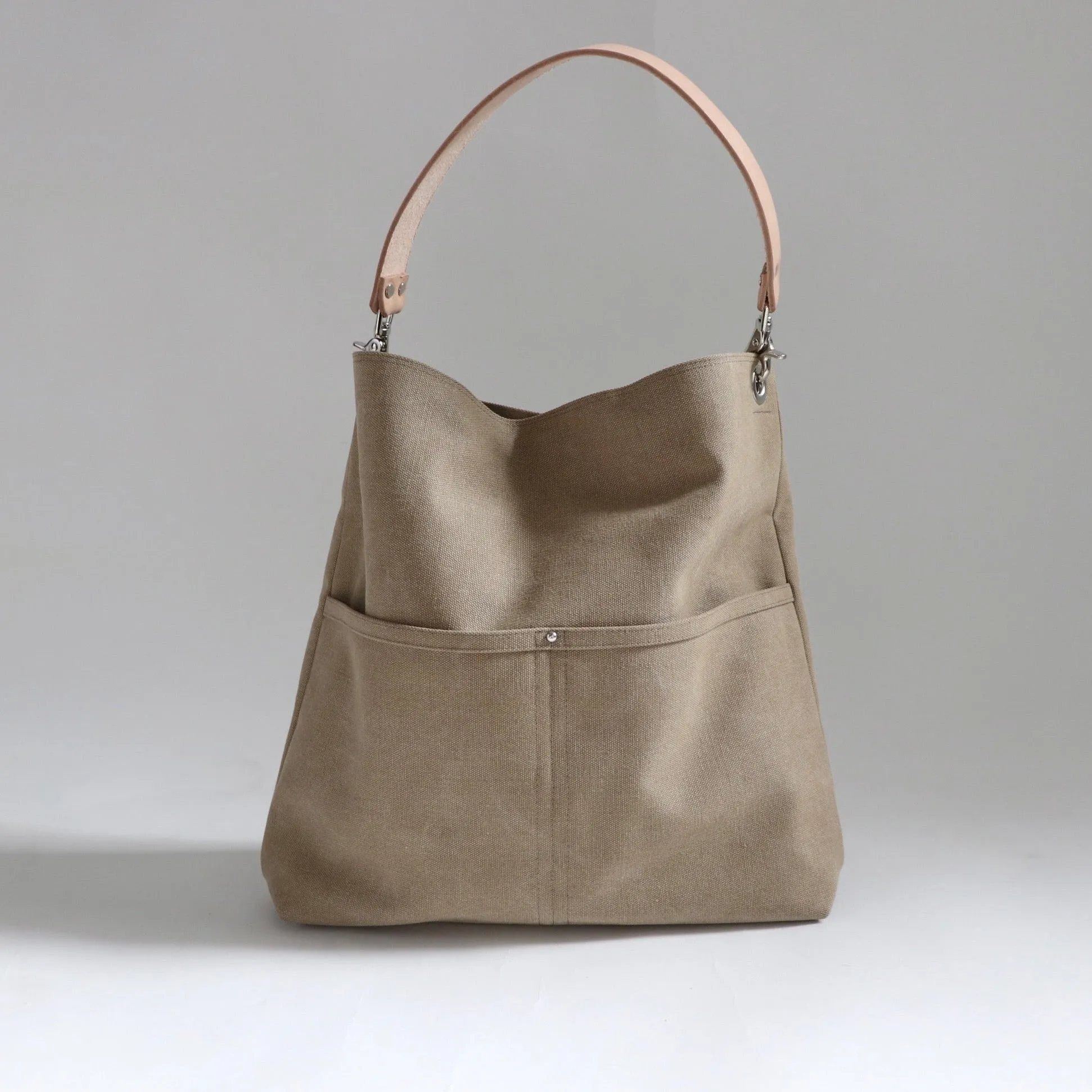 Hobo Bag in Casual Khaki Canvas