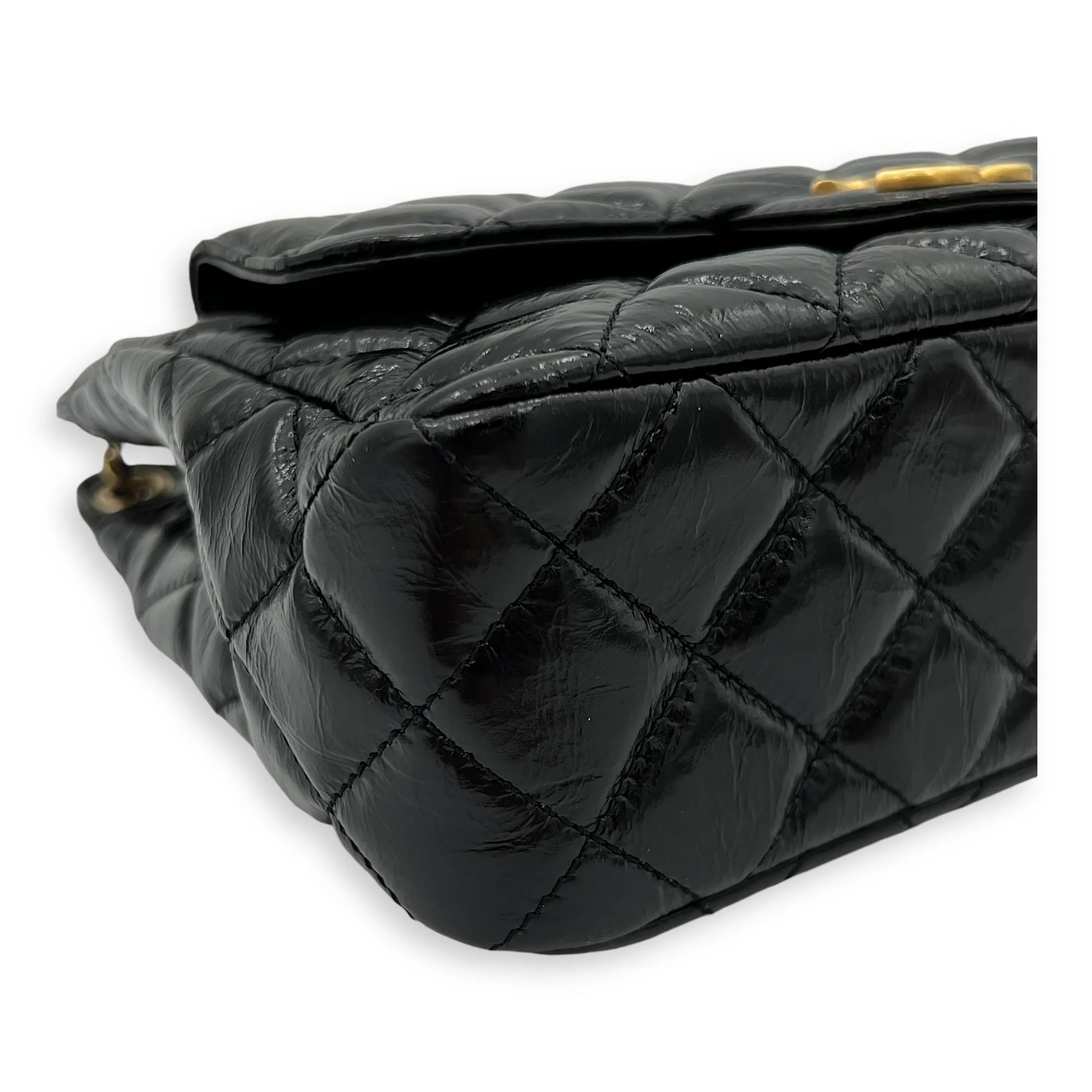 Hobo Black Shoulder Bag in Crinkled Calfskin, Gold hardware