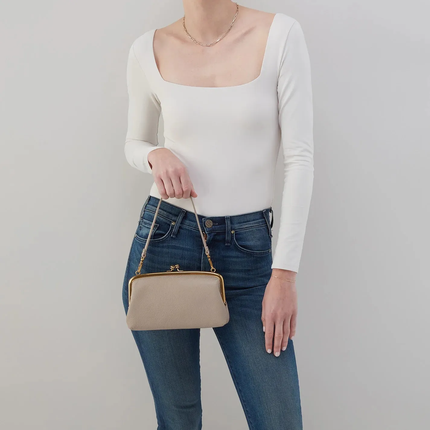 Hobo - Cora Wallet Crossbody