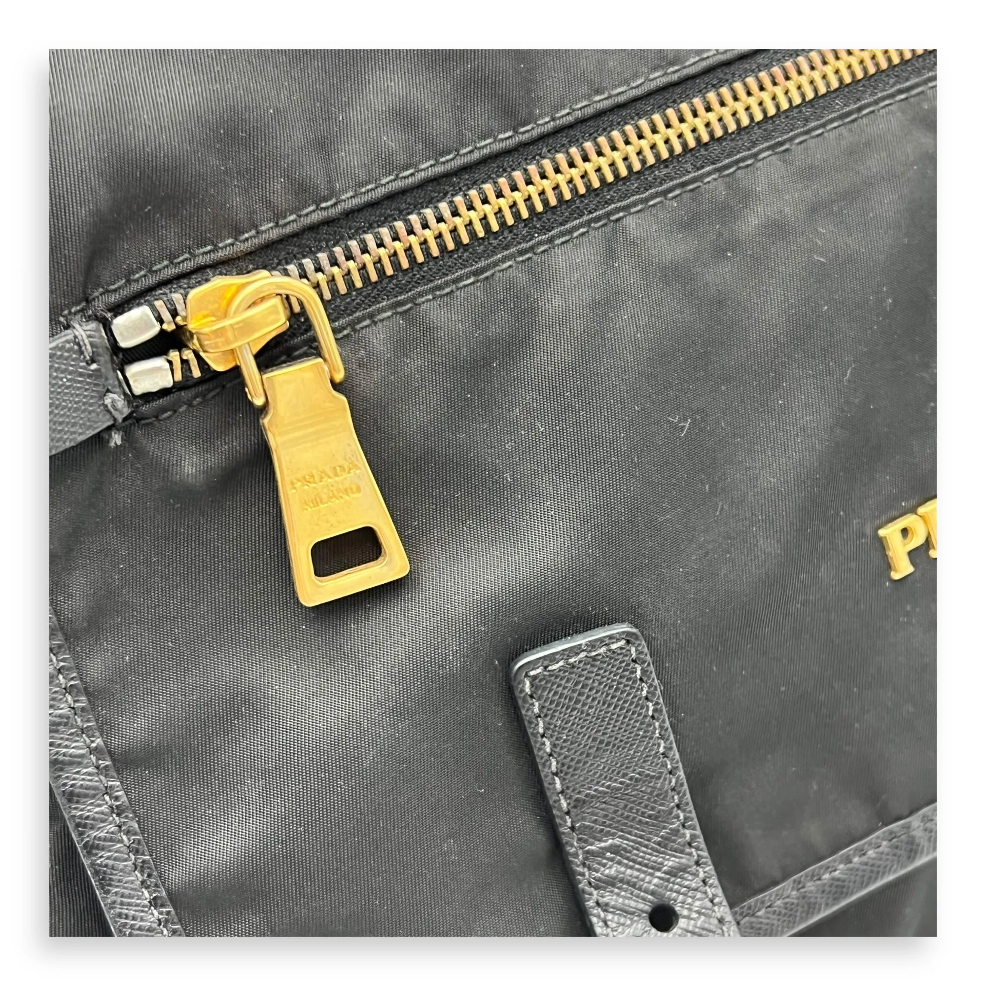Logo Messenger Black in Nylon, Gold hardware