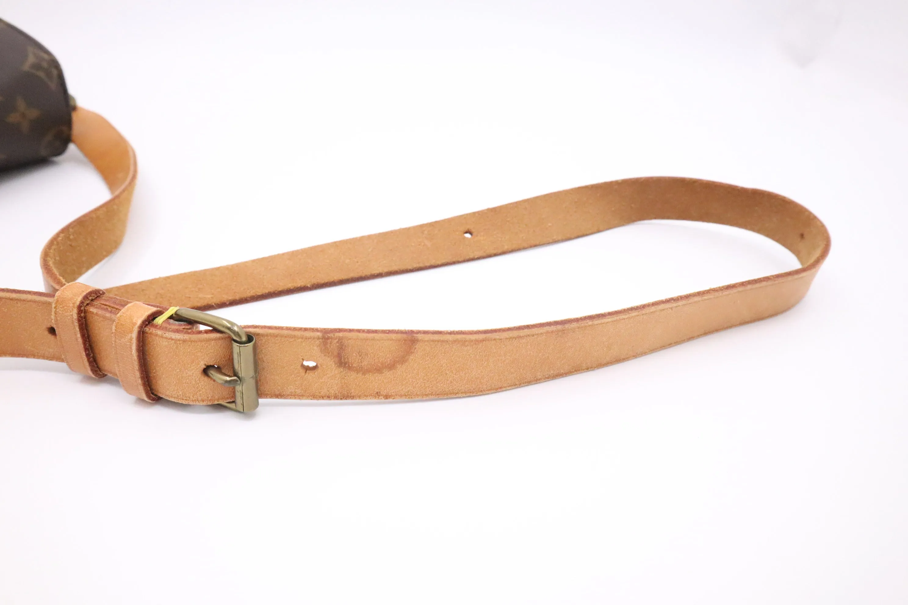 Louis Vuitton Cartouchiere GM in Monogram Canvas